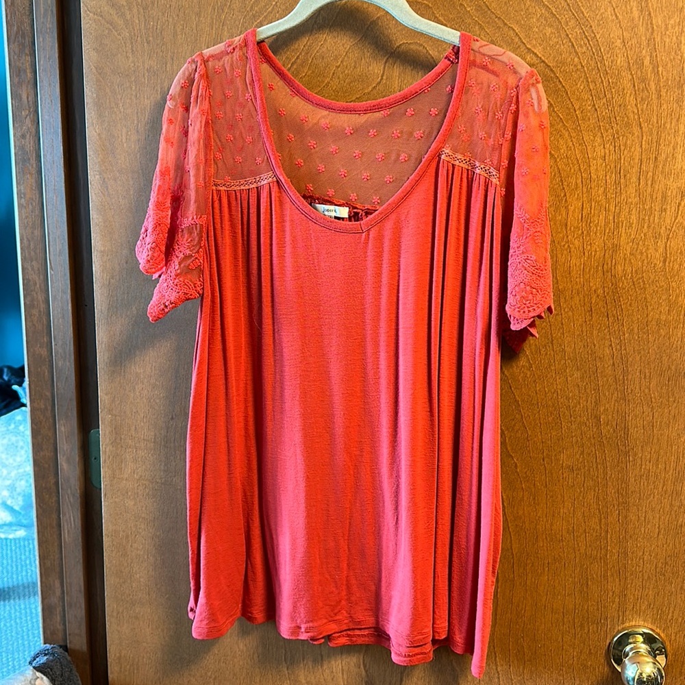 Coral/orange shirt with adorable lace sleeve detail